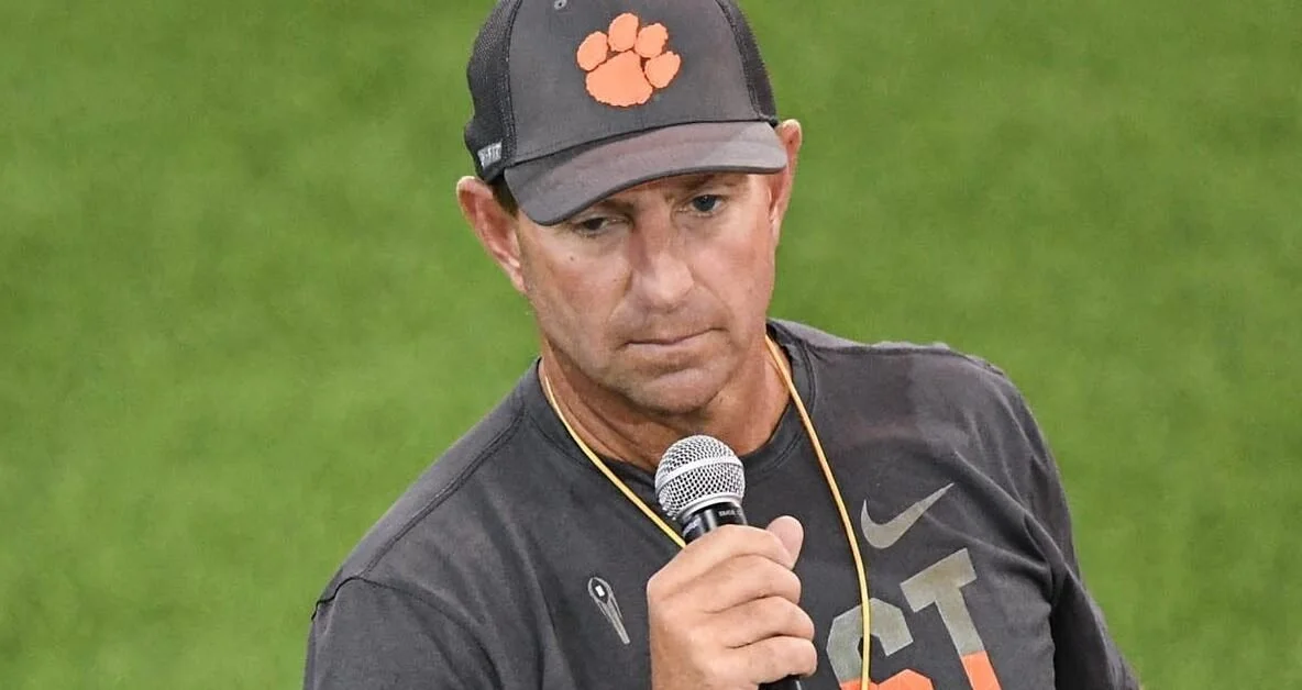 2024-chaos-scenarios-what-if-dabo-swinney-steps-down-at-v0-JZp1Z-_GYRGNUpRXNSEcz1F-jW1gIB2W-frS8kbbPRE